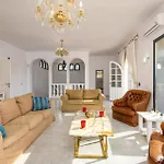 Villa Paisible By *